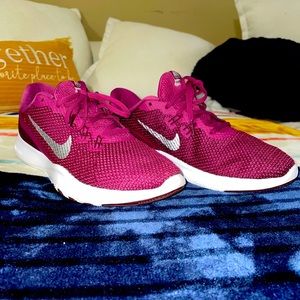 Size 8 - Nike Flex Trainer 7 Tea Berry